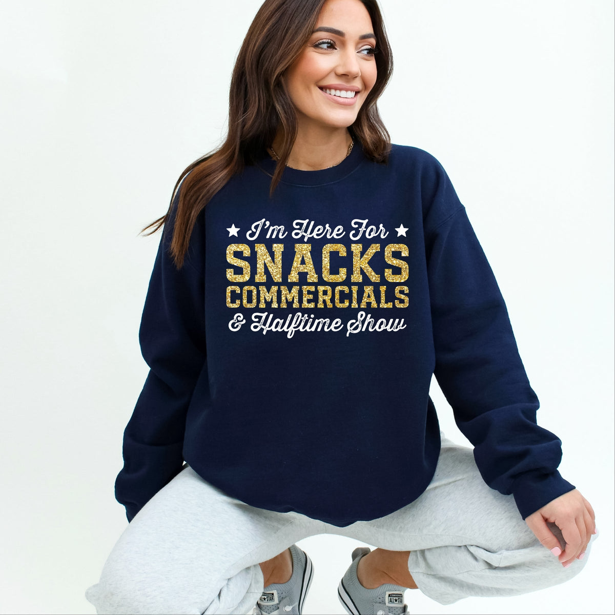 I'm Here For Snacks Commercials & Halftime Show Glitter -  Women's Graphic Sweatshirt