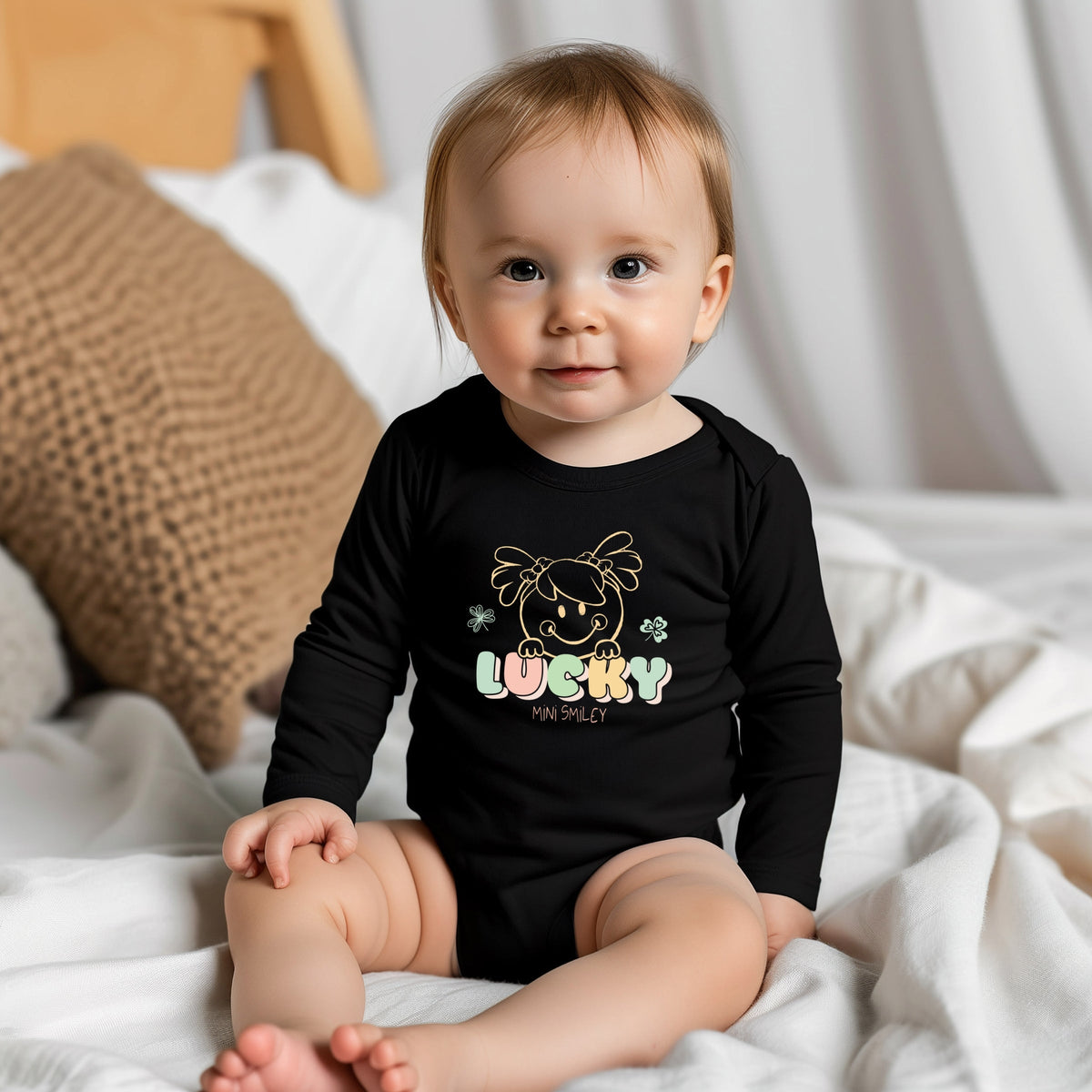 Mini Smiley Lucky Aria - Baby Long Sleeve Bodysuit