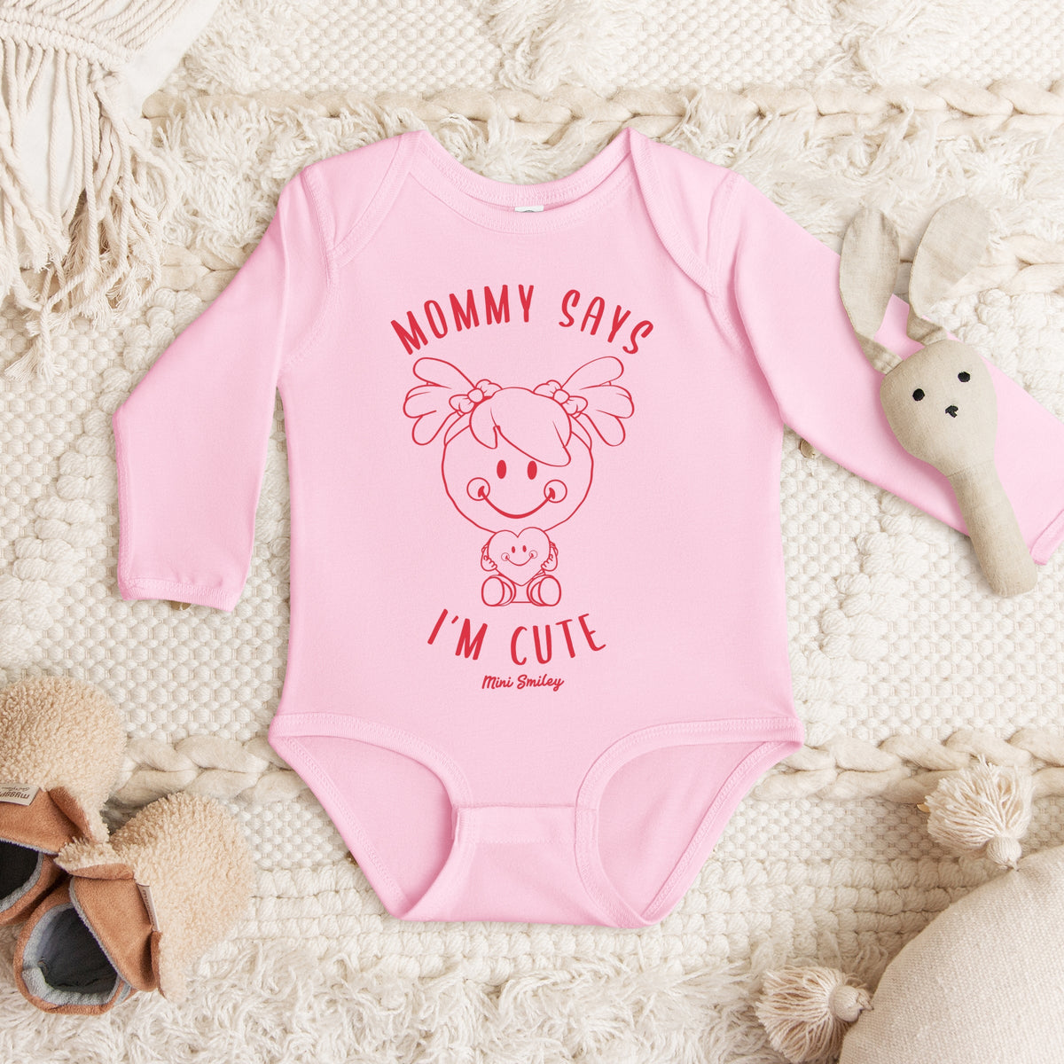Mini Smiley Mommy Says I'm Cute - Baby Long Sleeve Bodysuit