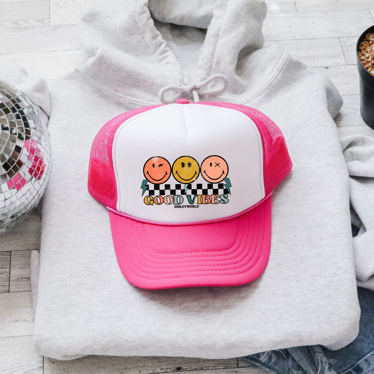 SmileyWorld Checkered Good Vibes Smiley Face - Youth Graphic Foam Trucker Hat