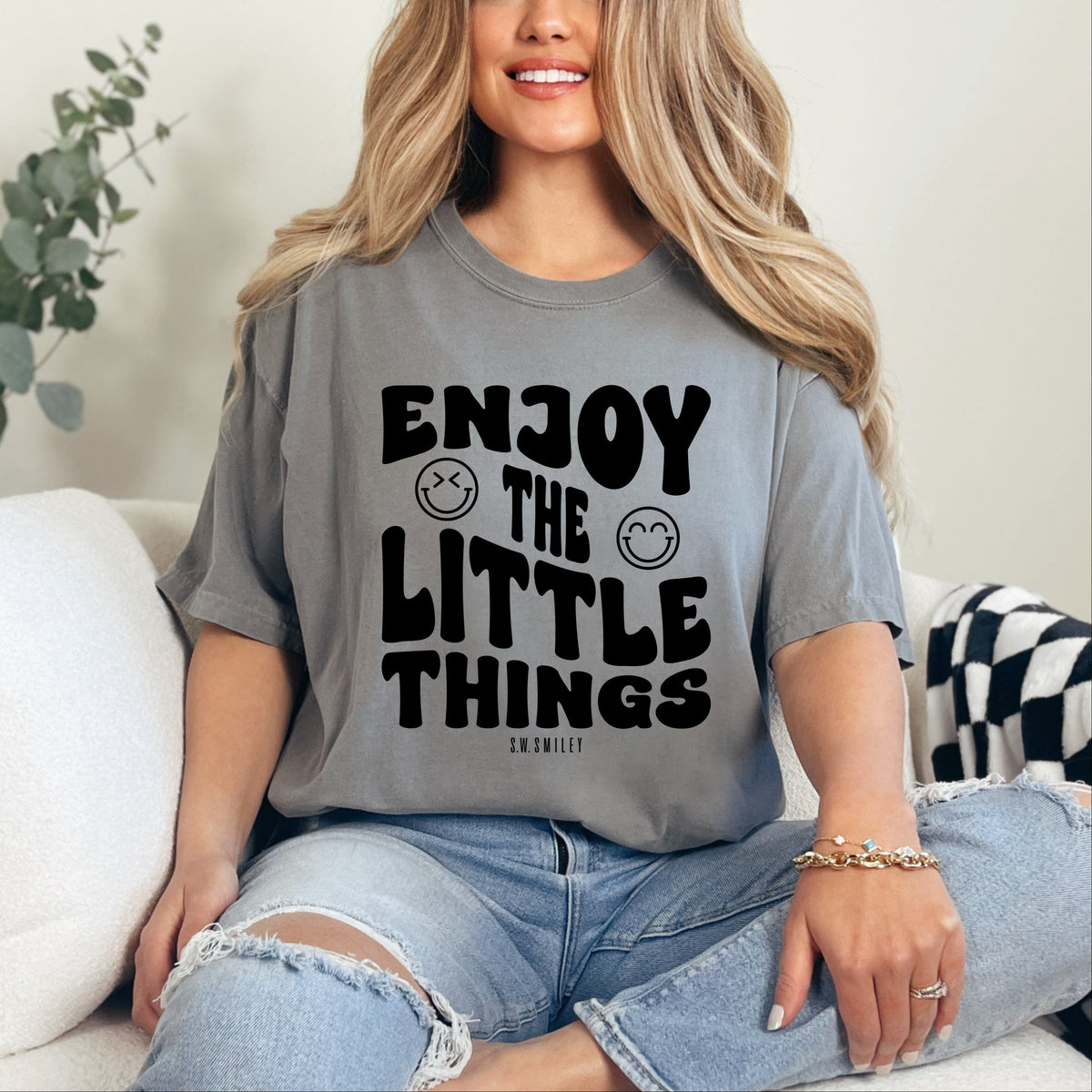 S.W.Smiley Enjoy The Little Things - Women's Garment Dyed Graphic T-Shirt