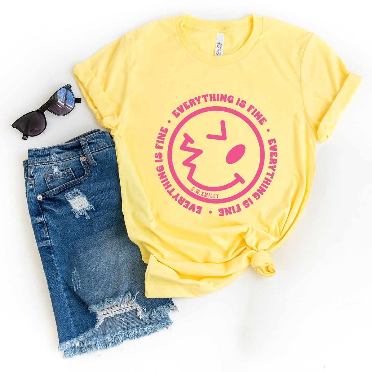 S.W.Smiley Everything Is Fine - Women's Short Sleeve Graphic T-Shirt