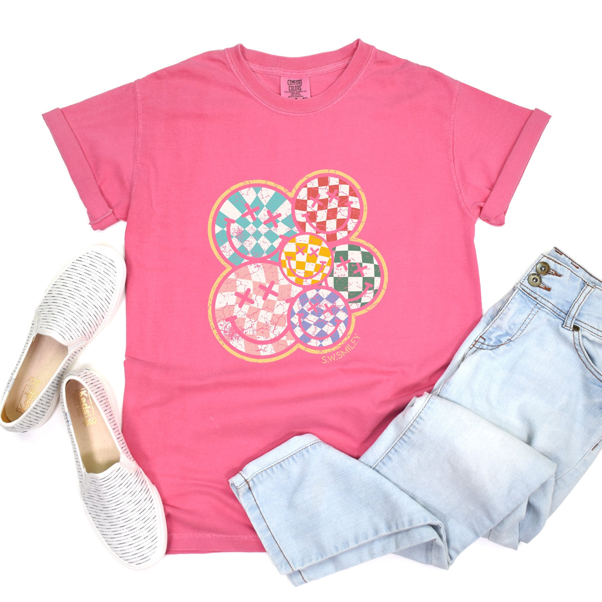 S.W.Smiley Rainbow Checkered - Women's Garment Dyed Tee