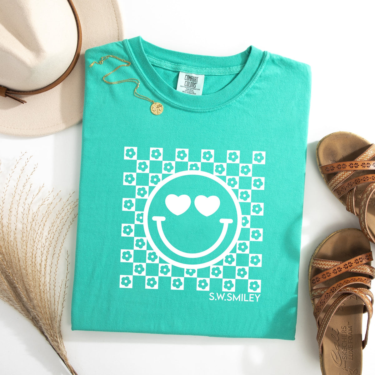 S.W.Smiley Checkered Floral Outline - Women's Garment Dyed Graphic T-Shirt