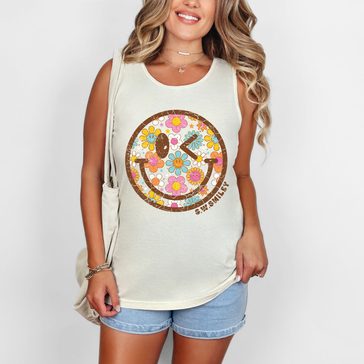 S.W.Smiley Groovy Floral Outline - Women's Garment Dyed Graphic Tank Top