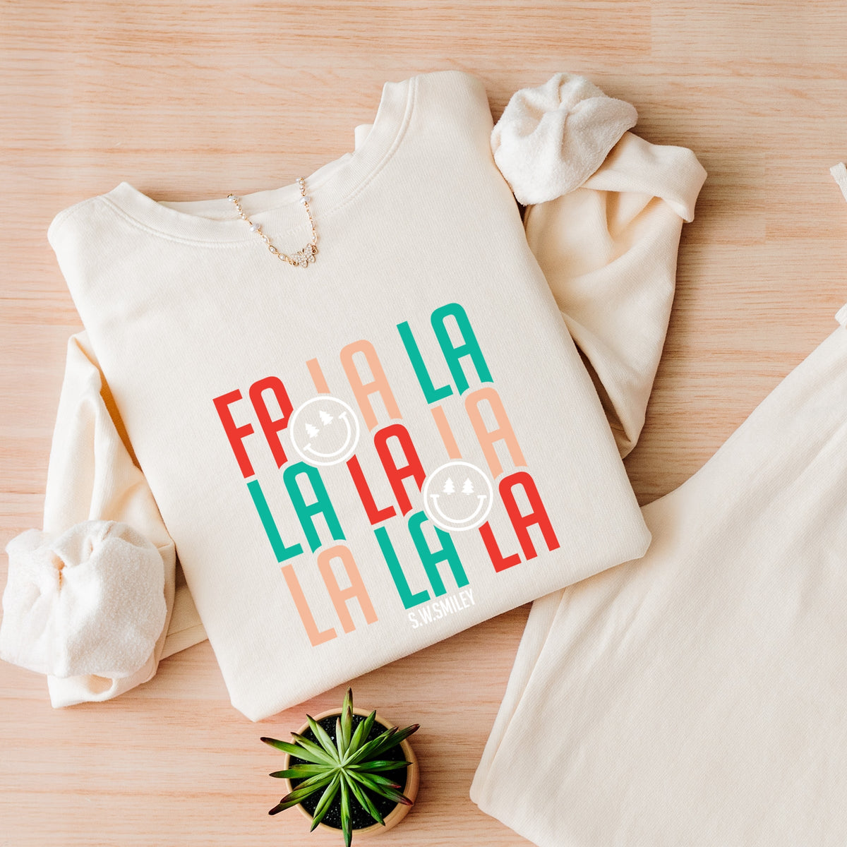 S.W.Smiley Fa La La - Womens Lightweight Garment Dyed Sweatshirt