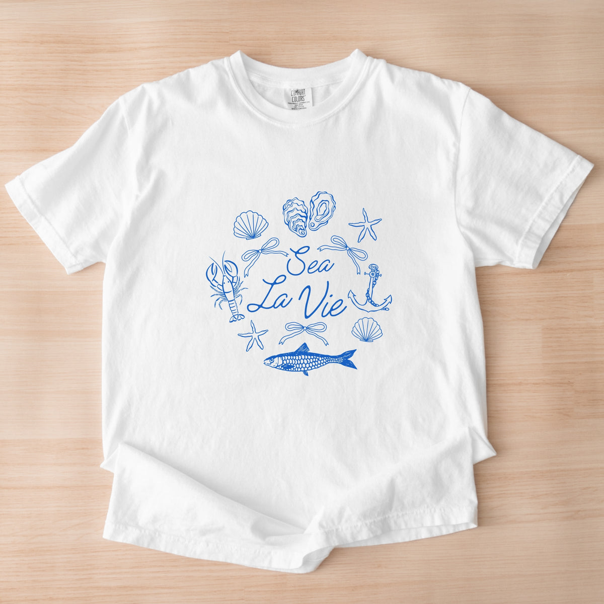 Sea La Vie Collage - Women's Garment Dyed Tee