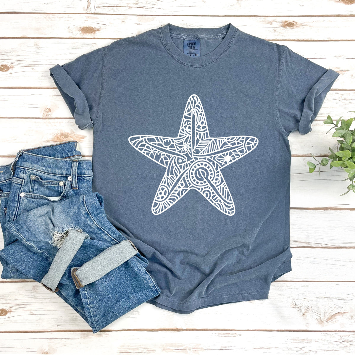Starfish Mandala - Women's Garment Dyed Graphic T-Shirt