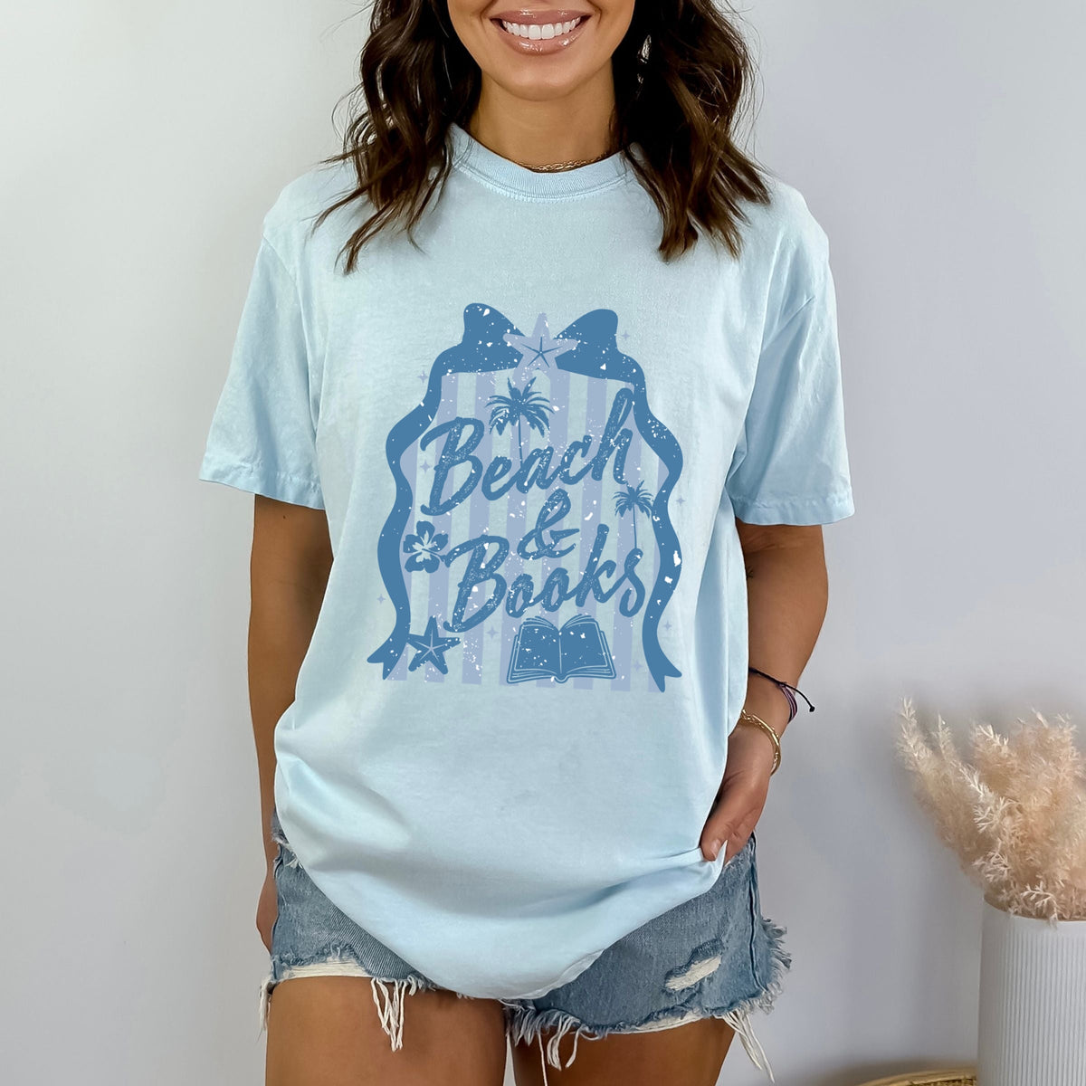 Beach & Books Blue - Women's Garment Dyed Graphic T-Shirt