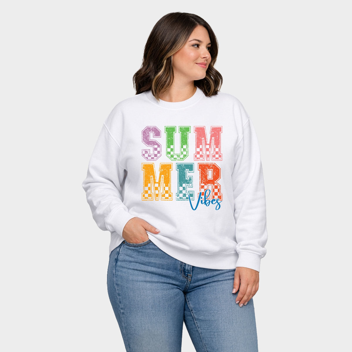 Summer Vibes Checkered - Women's Plus Sized Graphic Sweatshirt