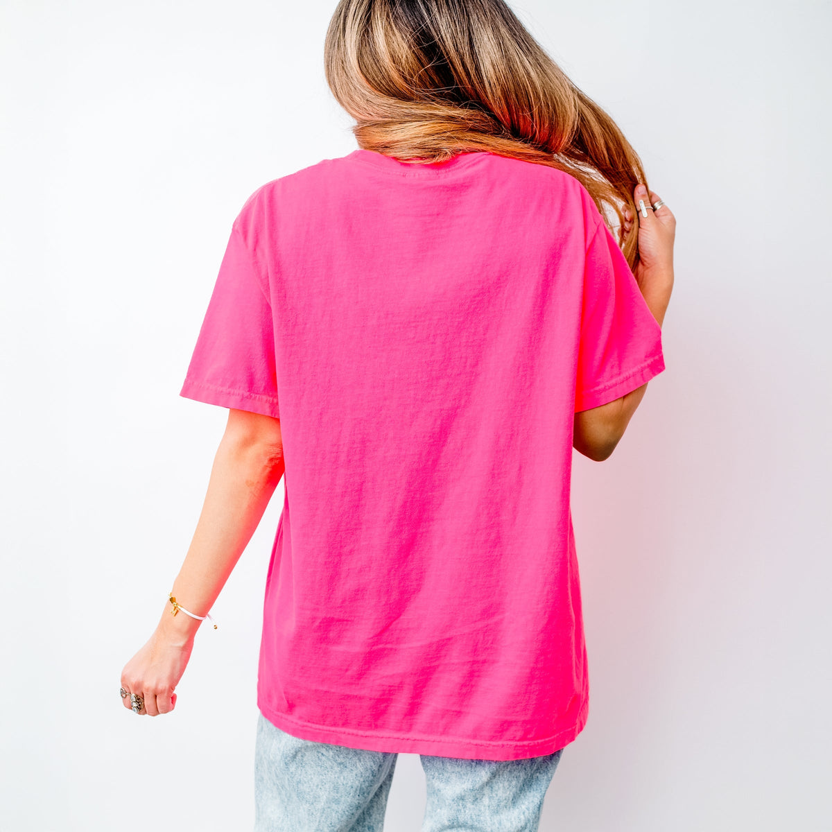 Bombshell Era Arched - Women's Garment Dyed Graphic T-Shirt