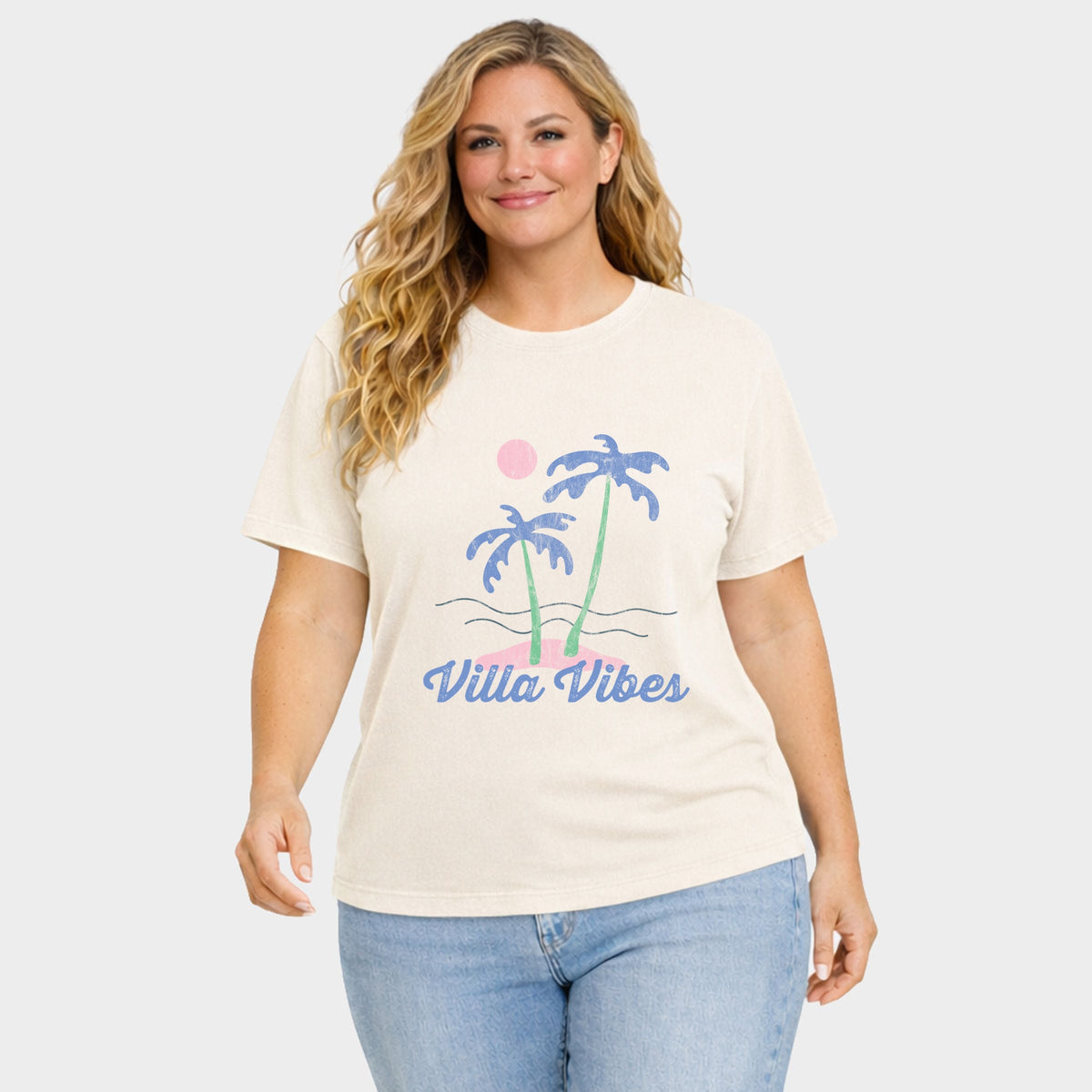 Villa Vibes Palm Tree - Women's Plus Garment Dyed Tee