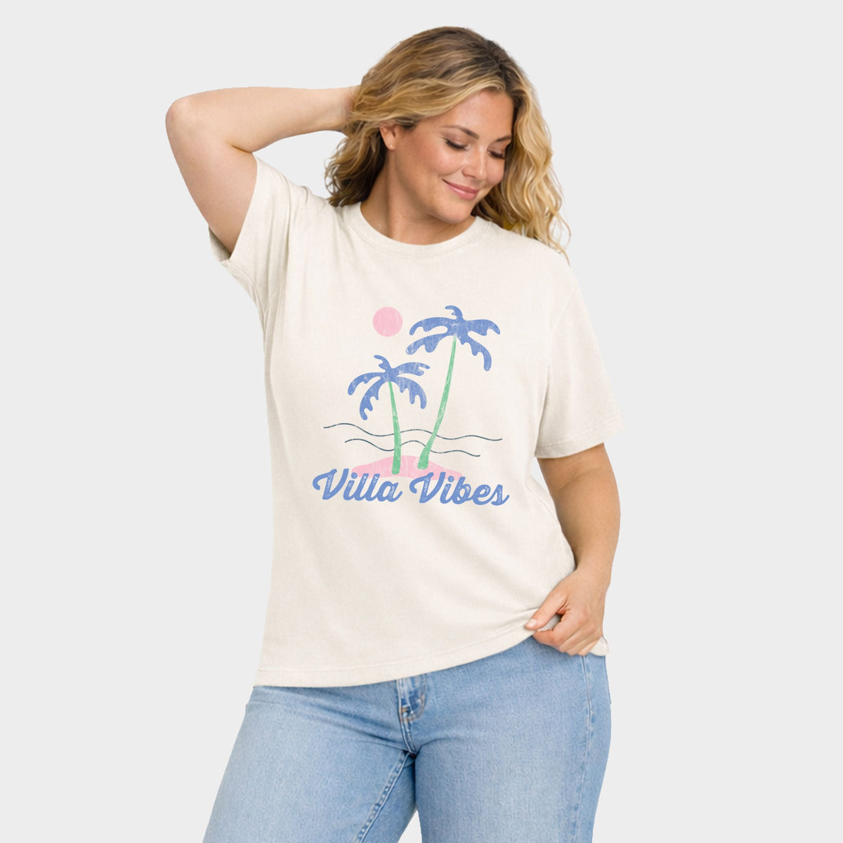 Villa Vibes Palm Tree - Women's Plus Garment Dyed Tee