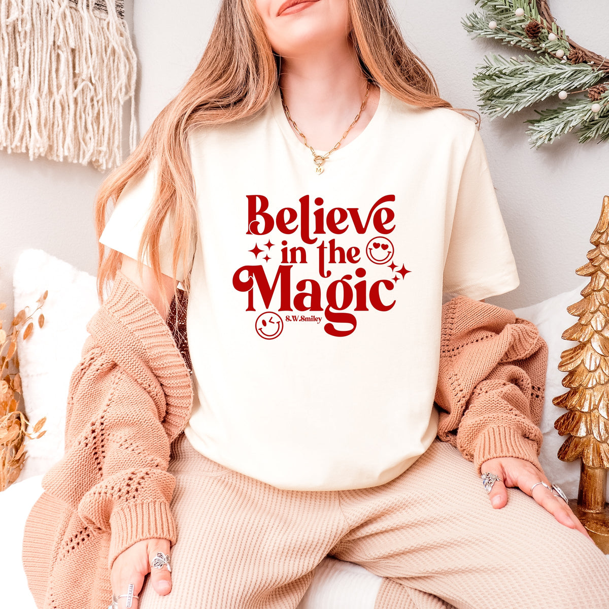 S.W.Smiley Believe in Magic Sparkle - Women's Short Sleeve Graphic T-Shirt