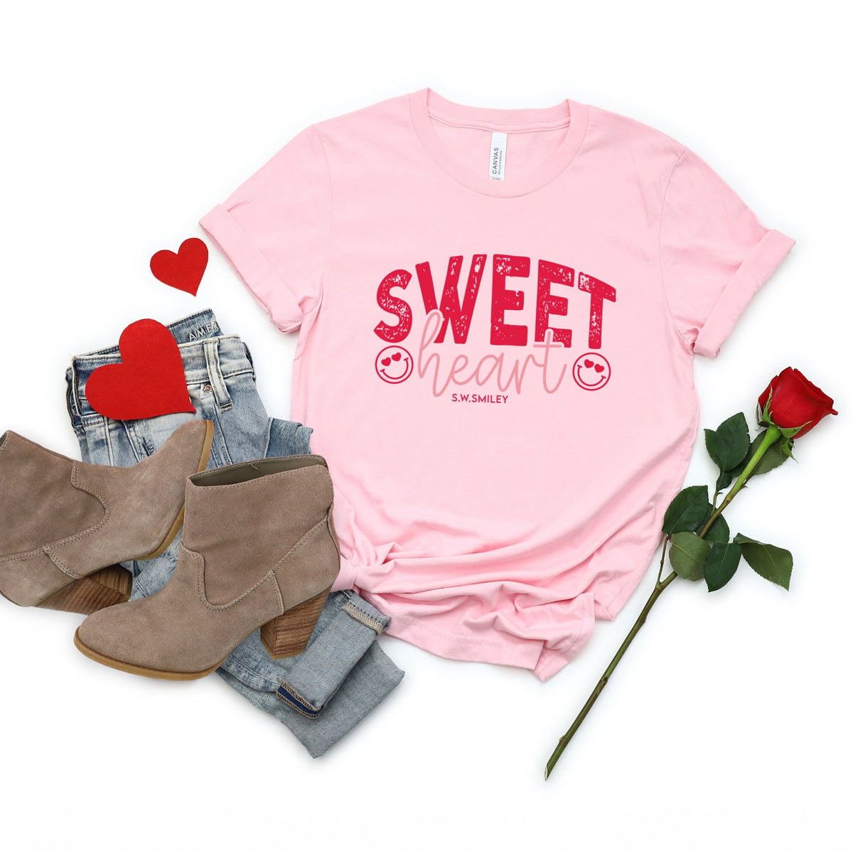 S.W.Smiley Sweet Heart Distressed - Women's Short Sleeve Graphic T-Shirt