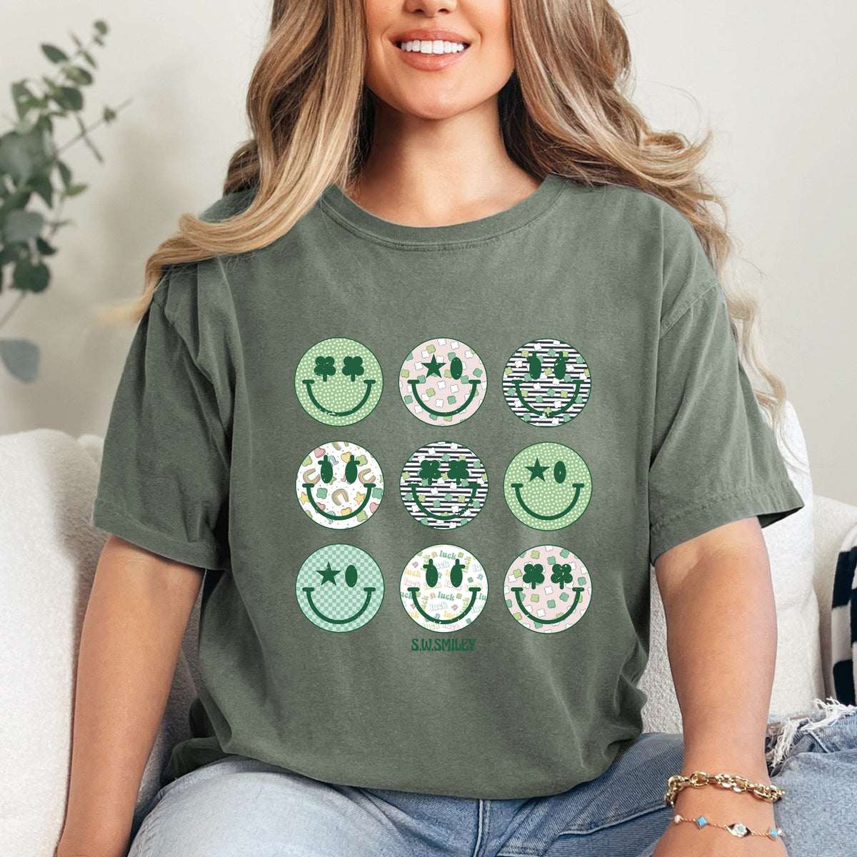 S.W.Smiley St. Patrick's Smiley Chart - Women's Garment Dyed Graphic T-Shirt