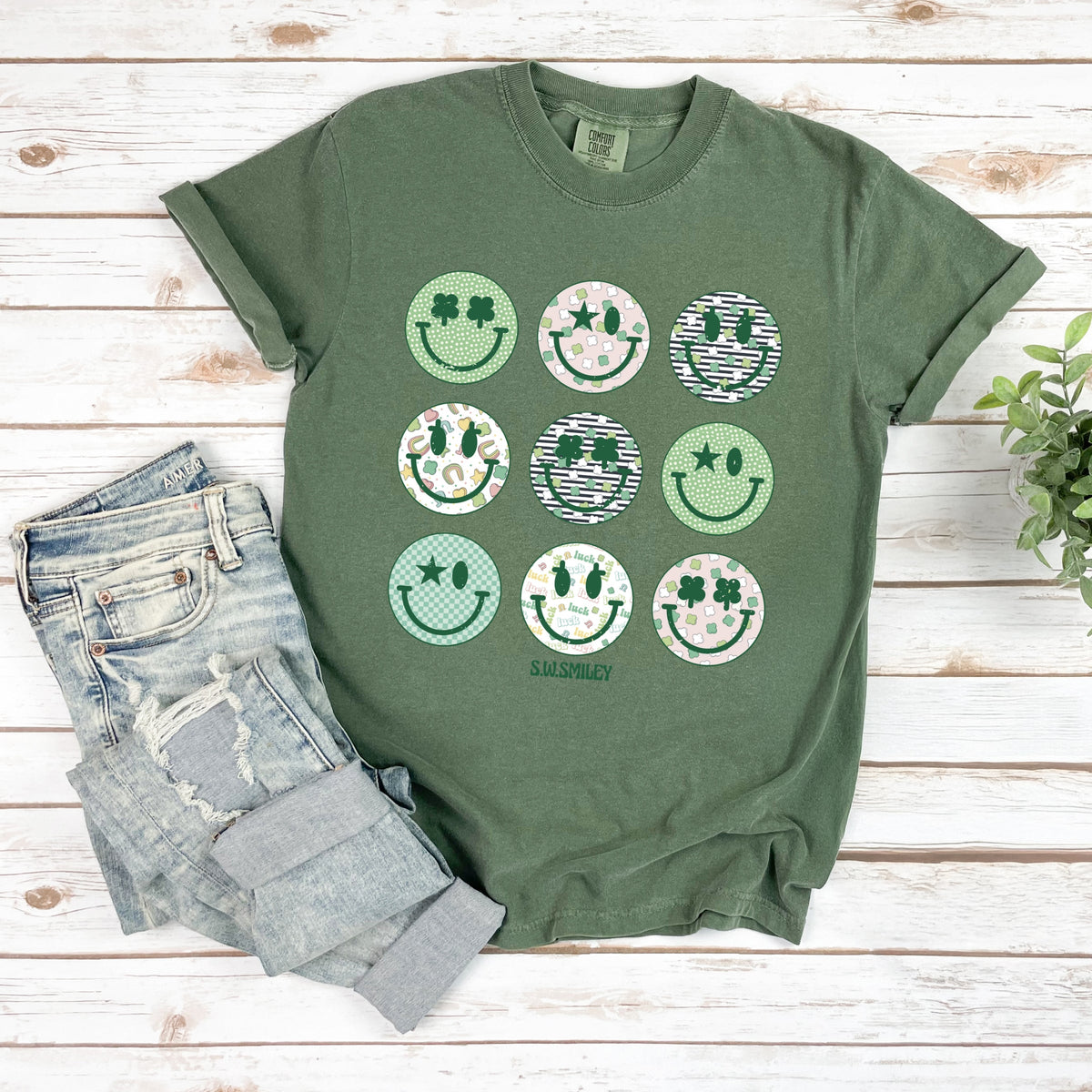 S.W.Smiley St. Patrick's Smiley Chart - Women's Garment Dyed Graphic T-Shirt