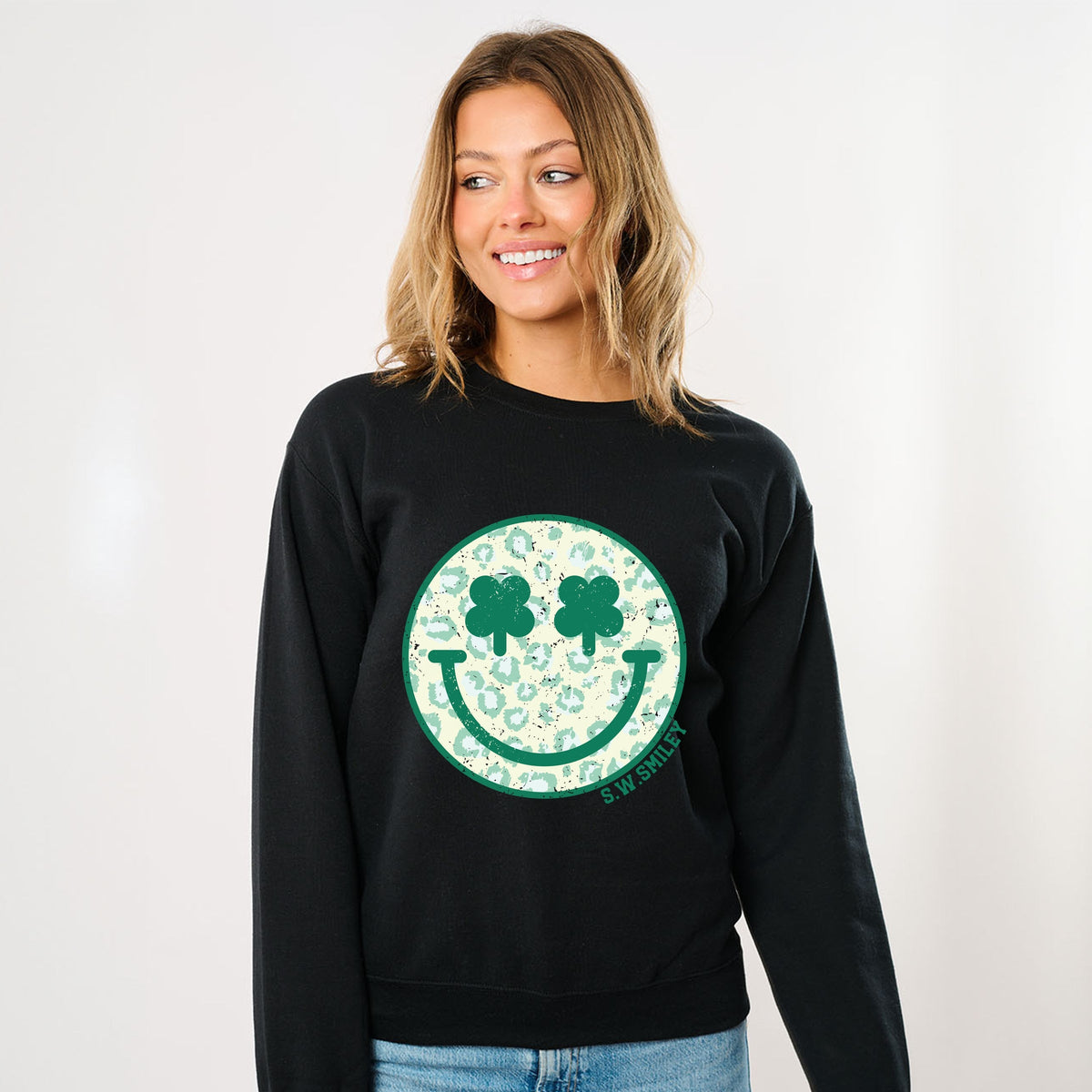 S.W.Smiley Clover Leopard Smiley Face -  Women's Graphic Sweatshirt