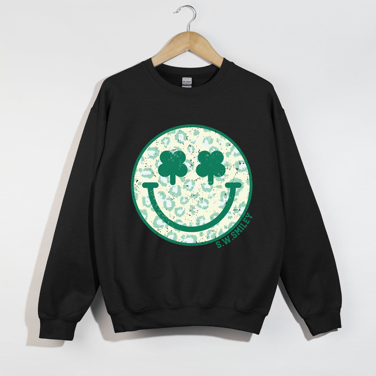S.W.Smiley Clover Leopard Smiley Face -  Women's Graphic Sweatshirt
