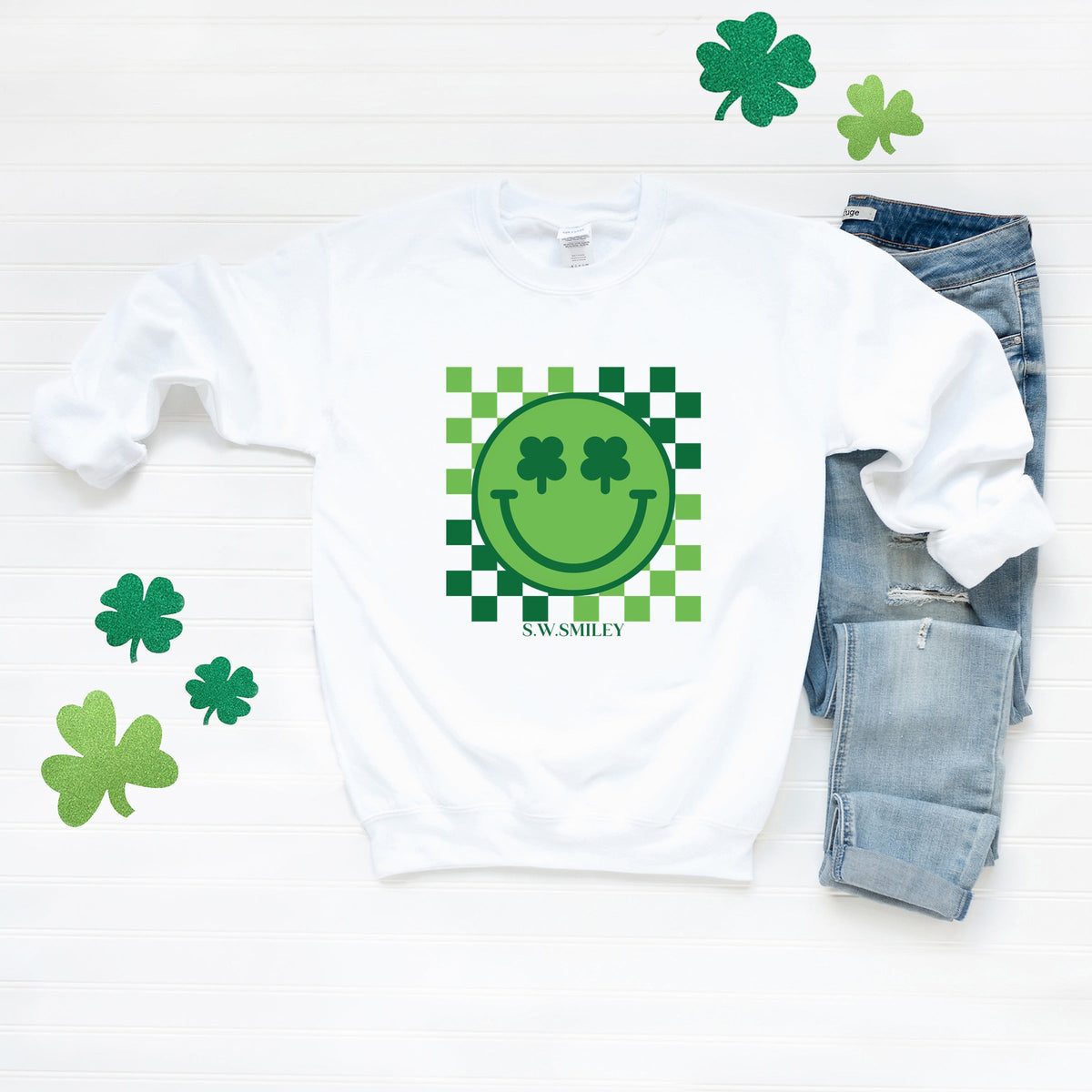 S.W.Smiley Clover Eyes Smiley -  Women's Graphic Sweatshirt