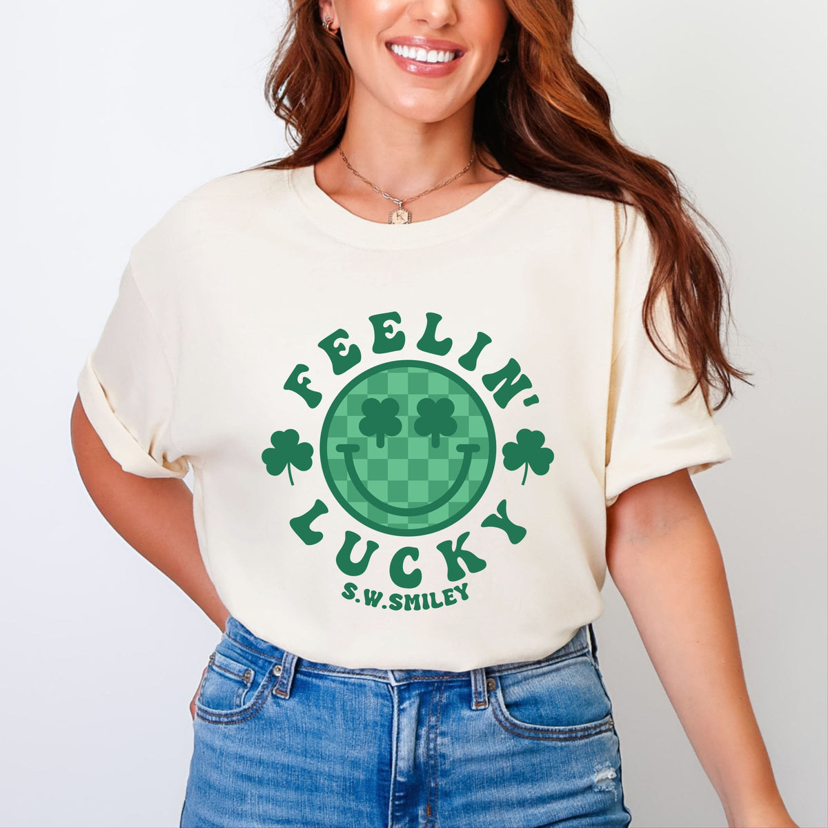 S.W.Smiley Feelin Lucky Checkered Smiley Face  - Women's Garment Dyed Graphic T-Shirt
