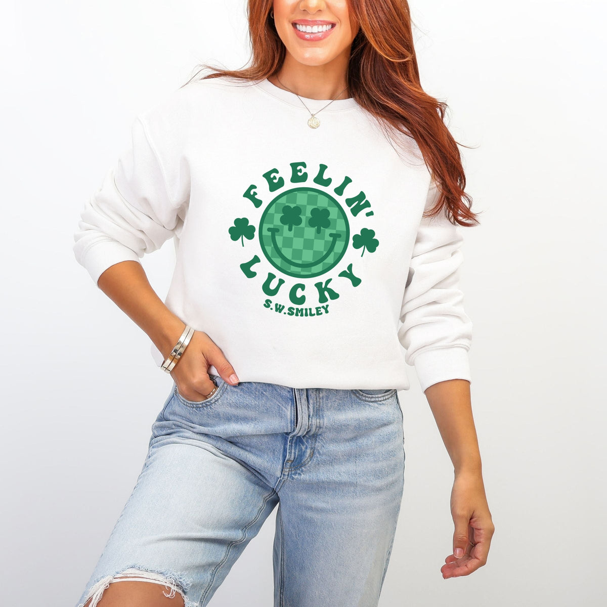 S.W.Smiley Feelin Lucky Checkered Smiley Face  -  Women's Graphic Sweatshirt