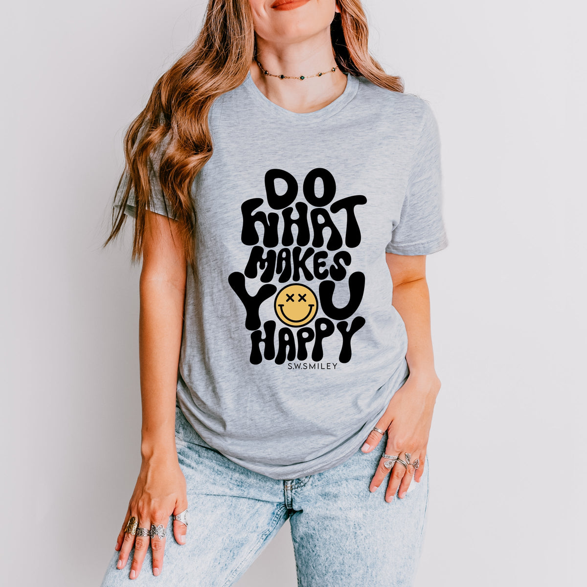 S.W.Smiley Do What Makes You Happy - Women's Short Sleeve Graphic T-Shirt