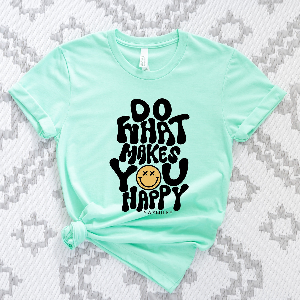 S.W.Smiley Do What Makes You Happy - Women's Short Sleeve Graphic T-Shirt