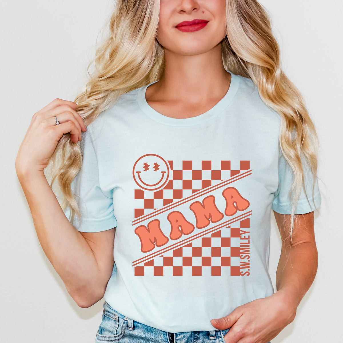 S.W.Smiley Mama Checkerboard Smiley Face - Women's Short Sleeve Graphic T-Shirt