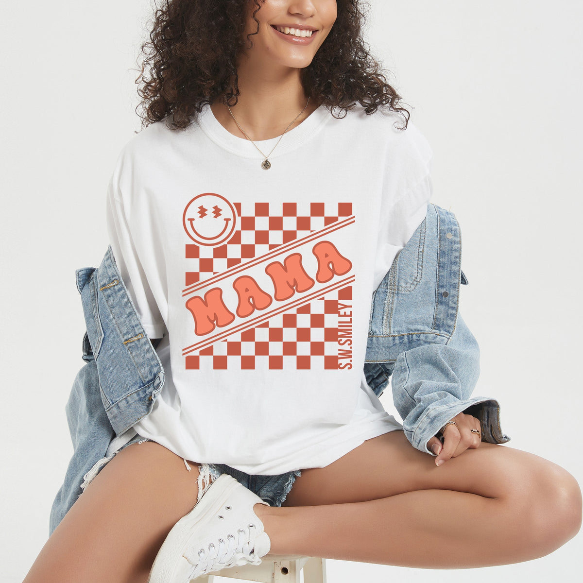 S.W.Smiley Mama Checkerboard Smiley Face - Women's Garment Dyed Graphic T-Shirt
