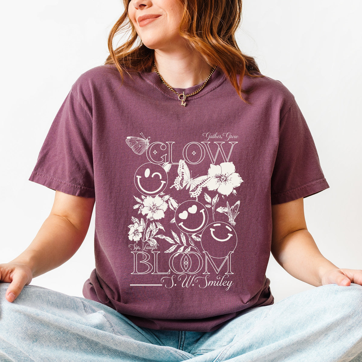 S.W.Smiley Gather, Grow, Glow - Women's Garment Dyed Graphic T-Shirt