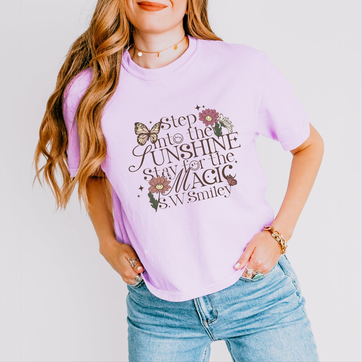 S.W.Smiley Step Into The Sunshine - Women's Boxy Crop Top Graphic T-Shirt