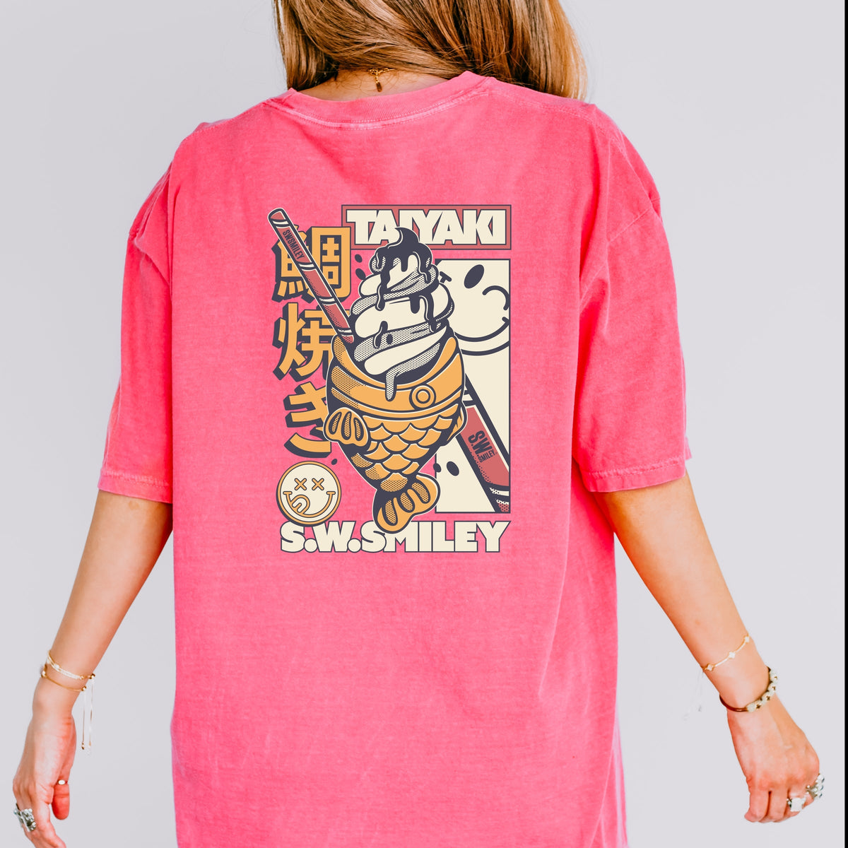 S.W.Smiley Taiyaki - Women's Garment Dyed Graphic T-Shirt