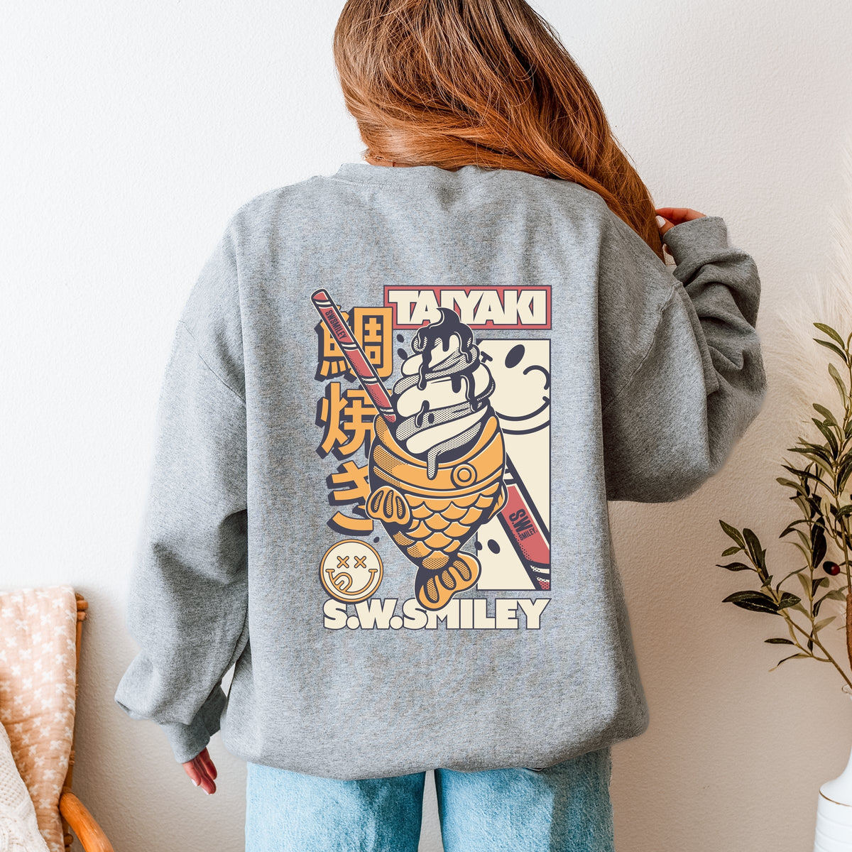 S.W.Smiley Taiyaki - Women's Graphic Sweatshirt
