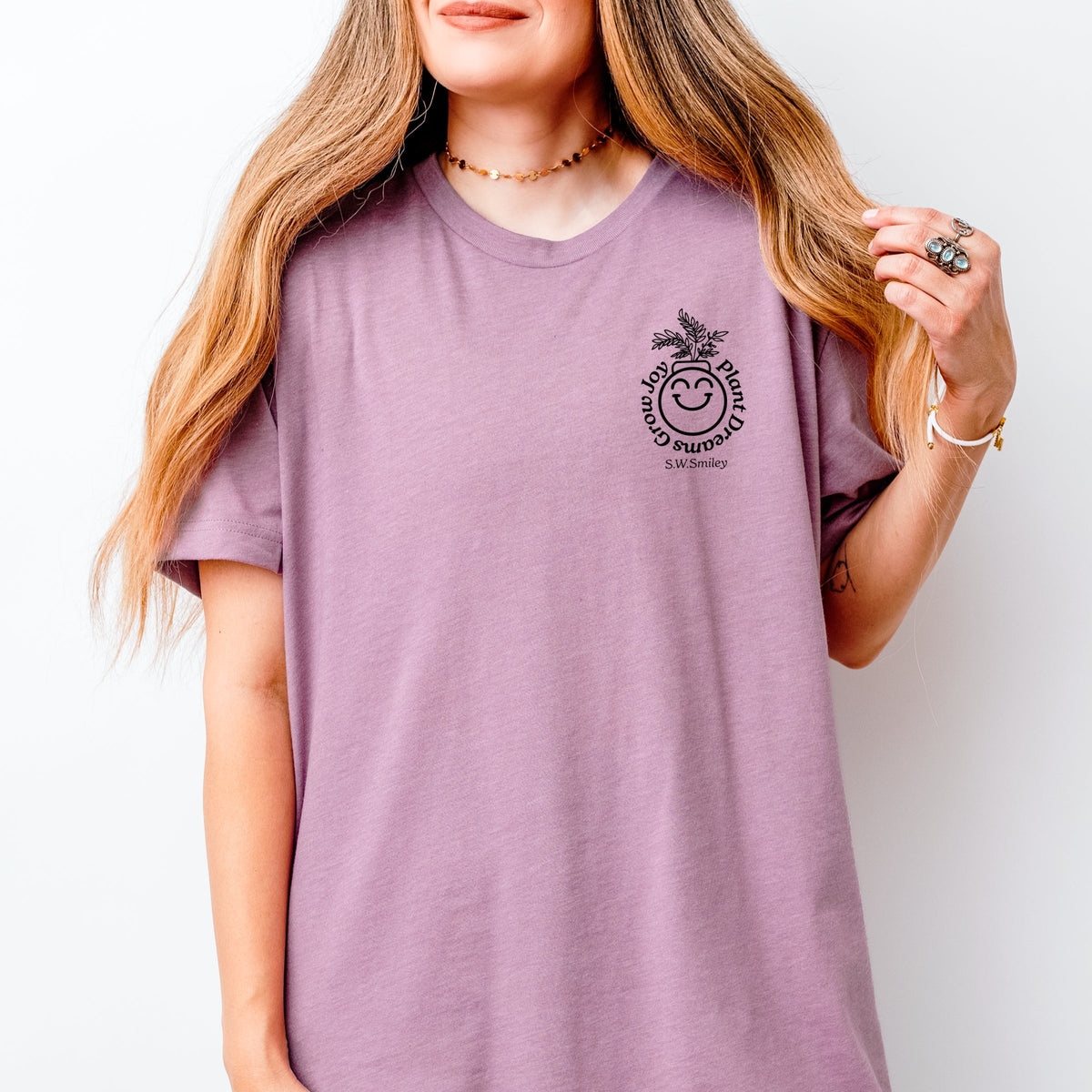 S.W.Smiley Plant Dreams Grow Joy Outline - Women's Short Sleeve Graphic T-Shirt