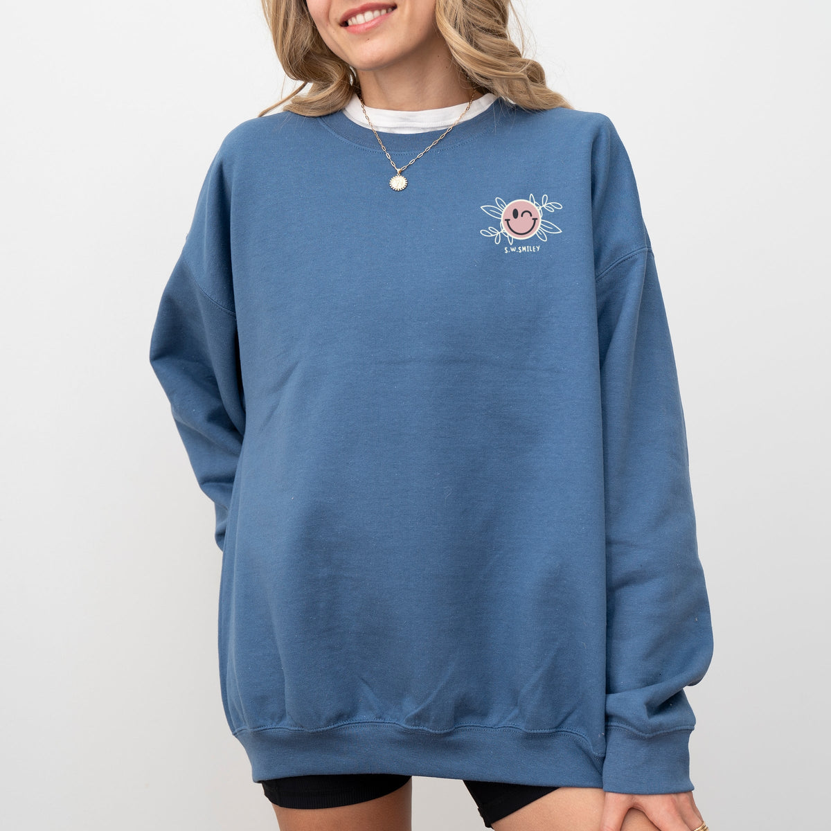 S.W.Smiley Nature Doesn't Need Wi-Fi - Women's Graphic Sweatshirt