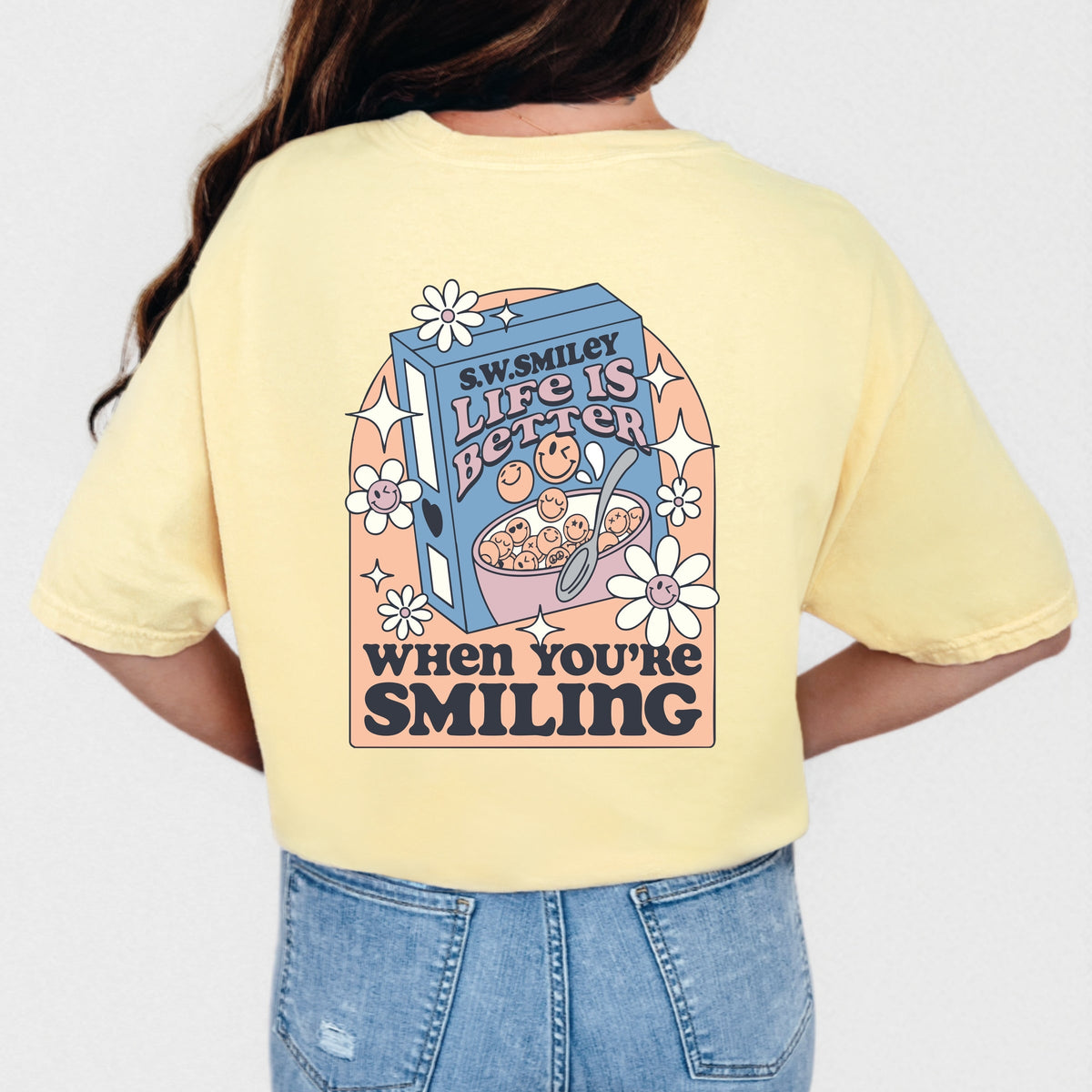 S.W.Smiley Life Is Better Cereal - Women's Garment Dyed Graphic T-Shirt