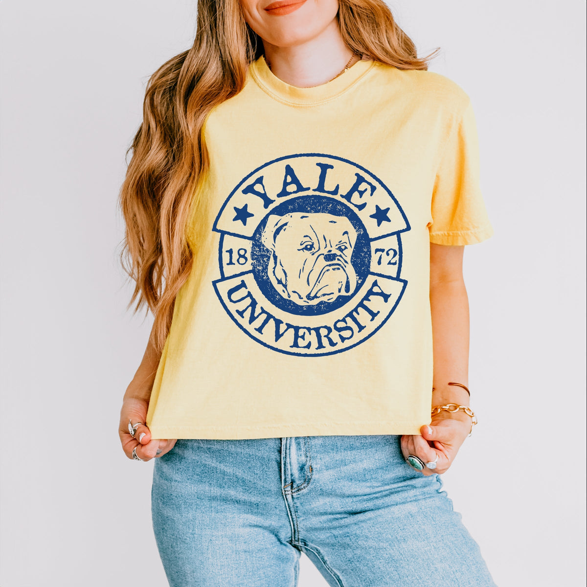 Yale University Bulldog Circle - Women's Boxy Crop Top Graphic T-Shirt