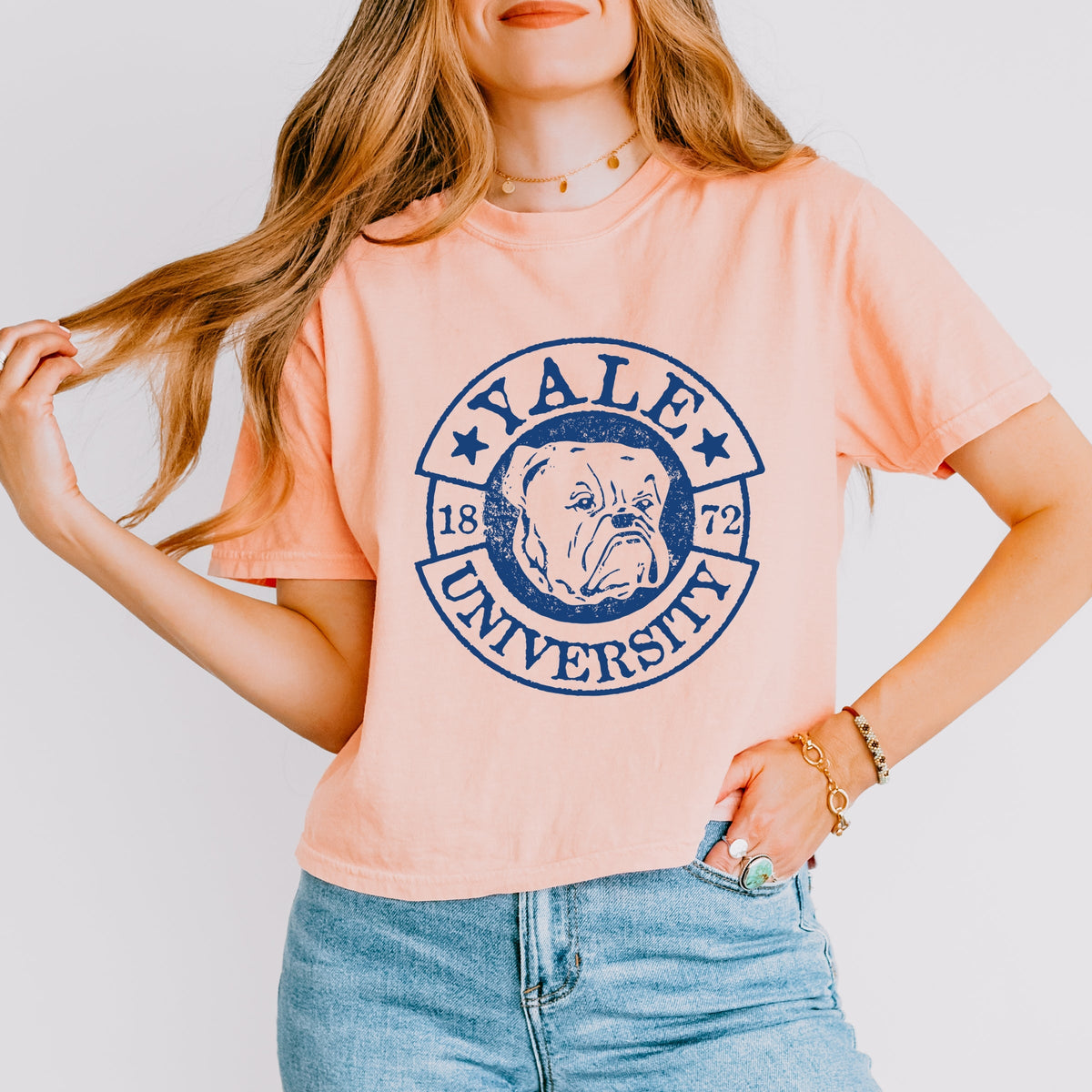 Yale University Bulldog Circle - Women's Boxy Crop Top Graphic T-Shirt