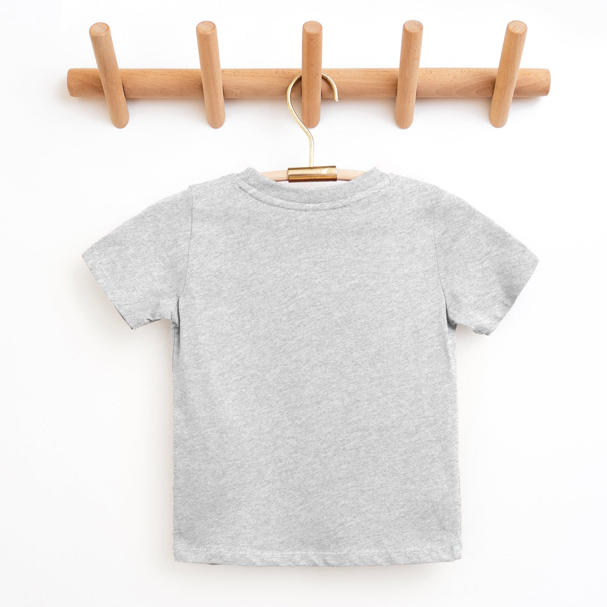 Yale University Bulldog Circle - Youth Short Sleeve Graphic T-Shirt