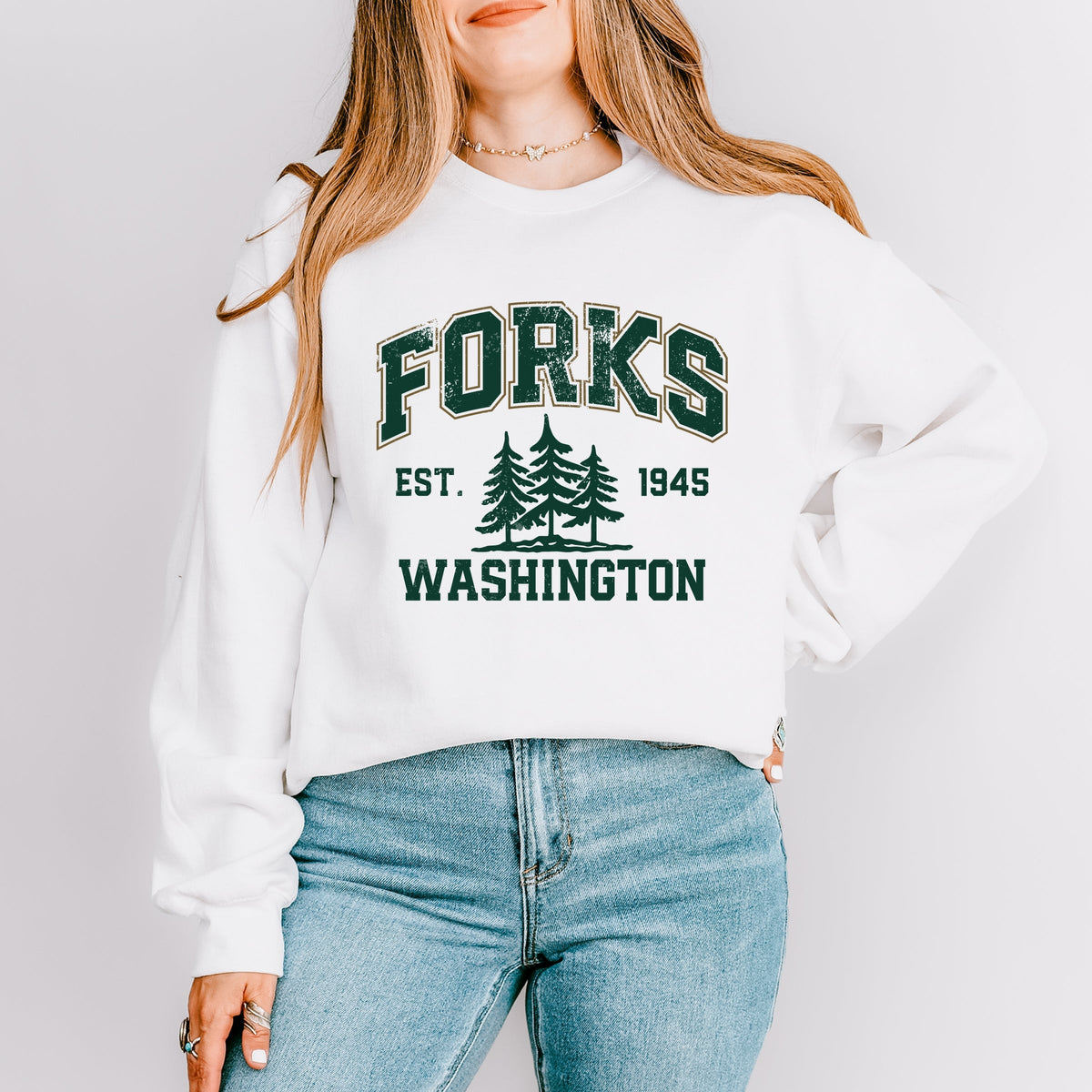 Forks Washington Distressed - Women's Graphic Sweatshirt