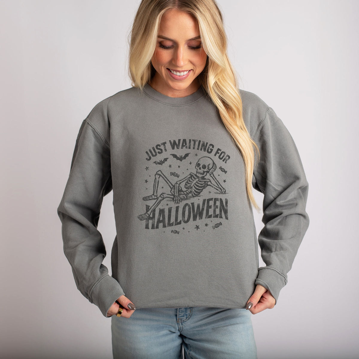 Just Waiting For Halloween Skeleton - Women's Lightweight Garment Dyed Sweatshirt