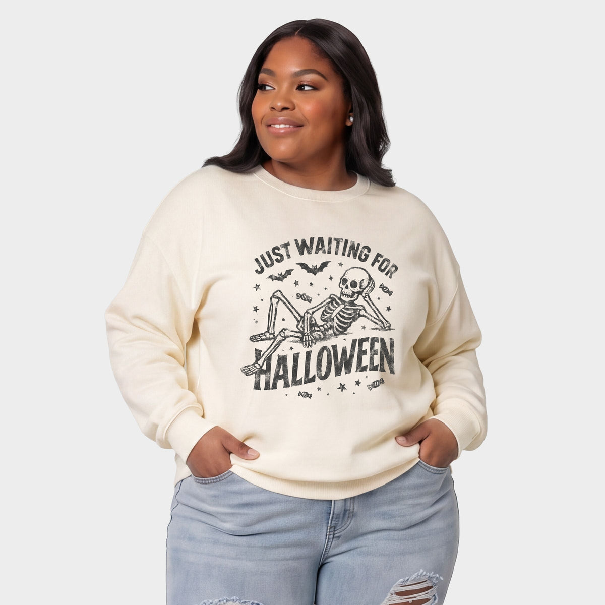 Just Waiting For Halloween Skeleton - Women's Plus Sized Graphic Sweatshirt