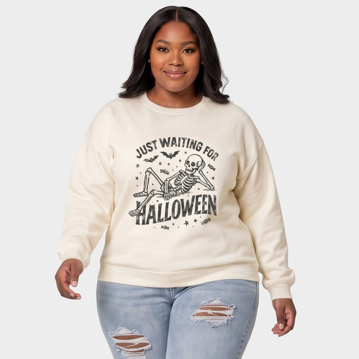 Just Waiting For Halloween Skeleton - Women's Plus Sized Graphic Sweatshirt
