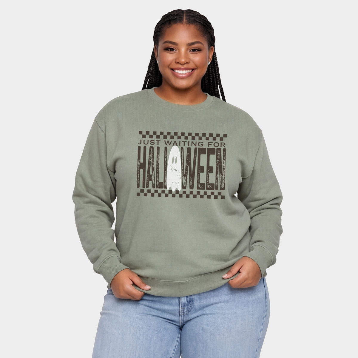Just Waiting For Halloween Checkered - Women's Plus Sized Graphic Sweatshirt