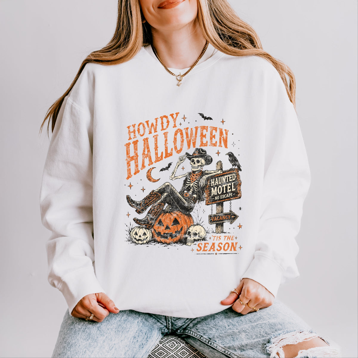 Howdy Halloween Skeleton - Women's Lightweight Garment Dyed Sweatshirt