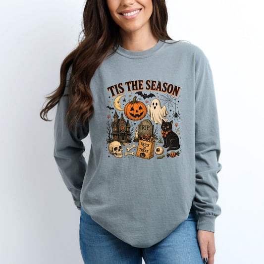 Tis The Season Haloween Collage - Women's Garment Dyed Long Sleeve Graphic T-Shirt