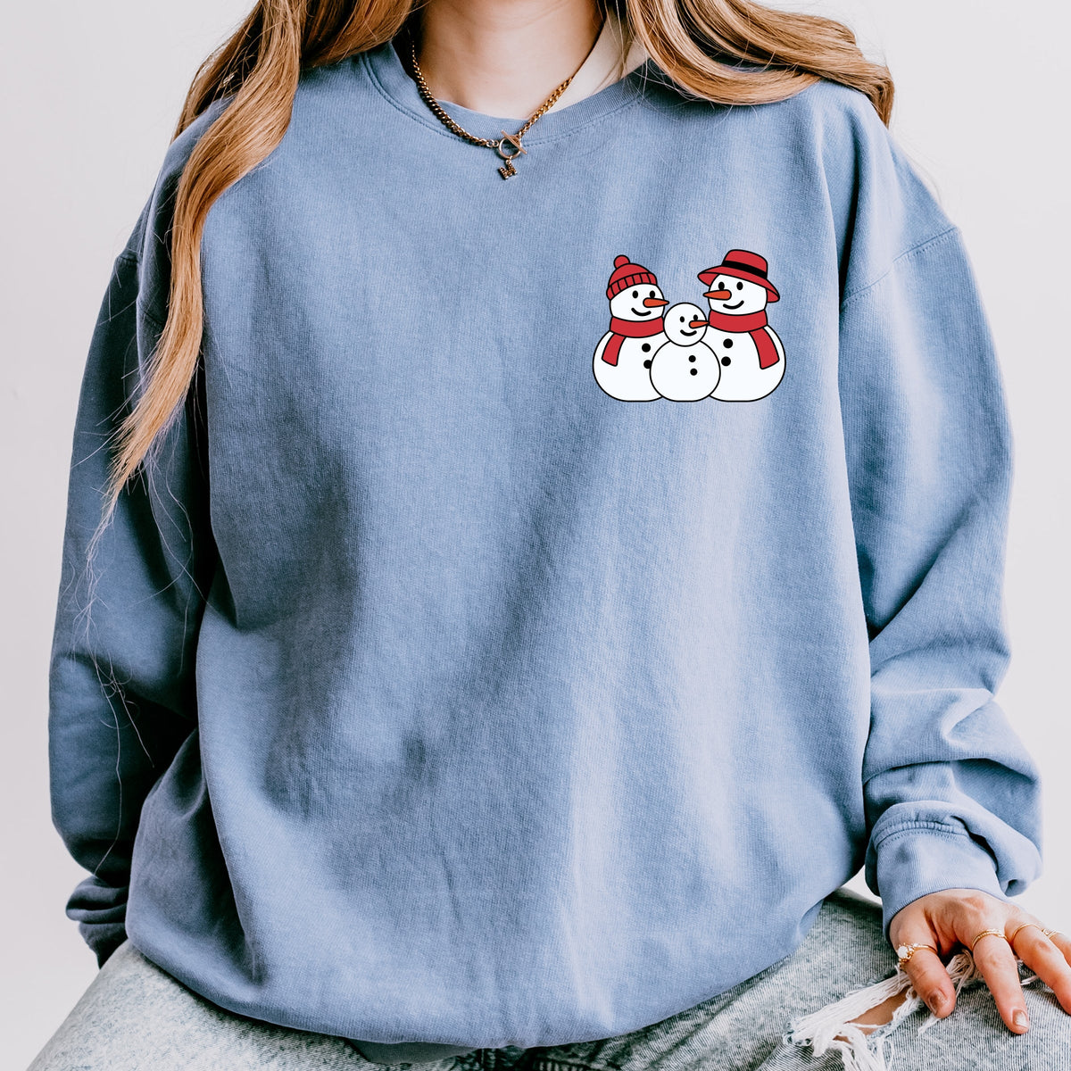 Snowman Family - Women's Lightweight Garment Dyed Sweatshirt