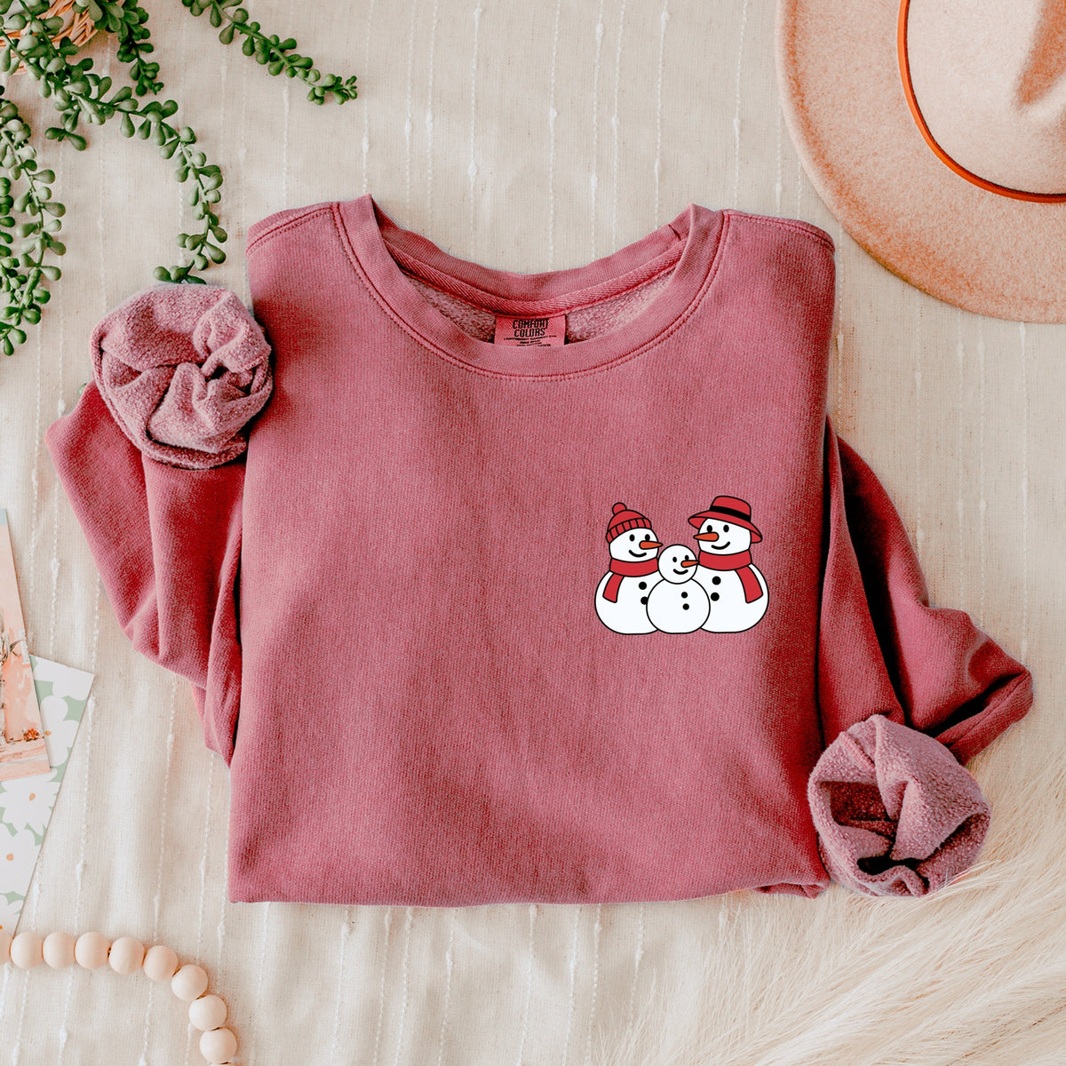 Snowman Family - Women's Lightweight Garment Dyed Sweatshirt