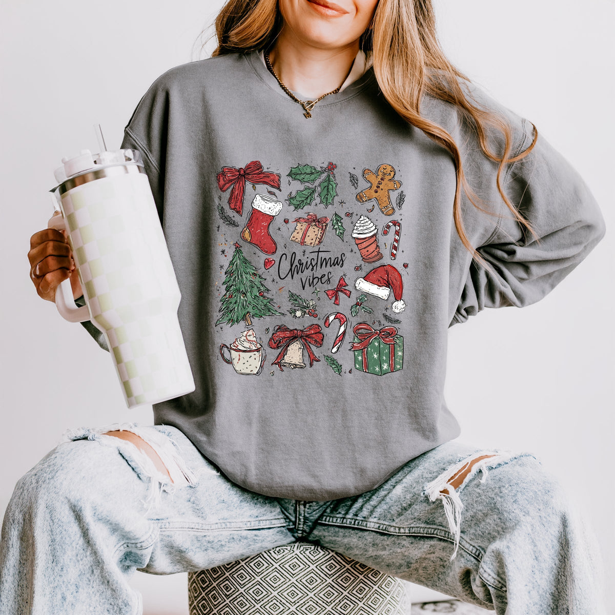 Christmas Vibes Sketched - Women's Lightweight Garment Dyed Sweatshirt